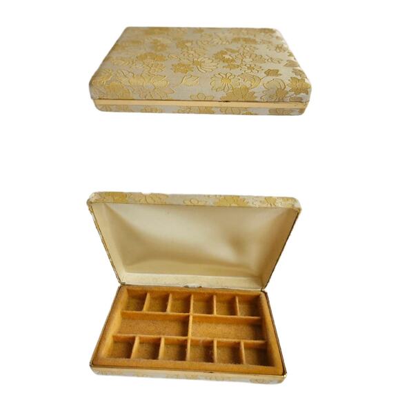 Junkyard Blonde Vintage Other - Vintage Travel Jewelry Case, Mid Century Velvet Earring Box, 1960s